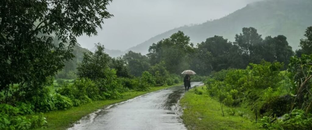 मानसून (जून से सितंबर)